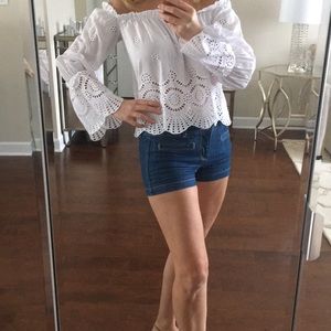 New listing 🎉🎉Denim shorts